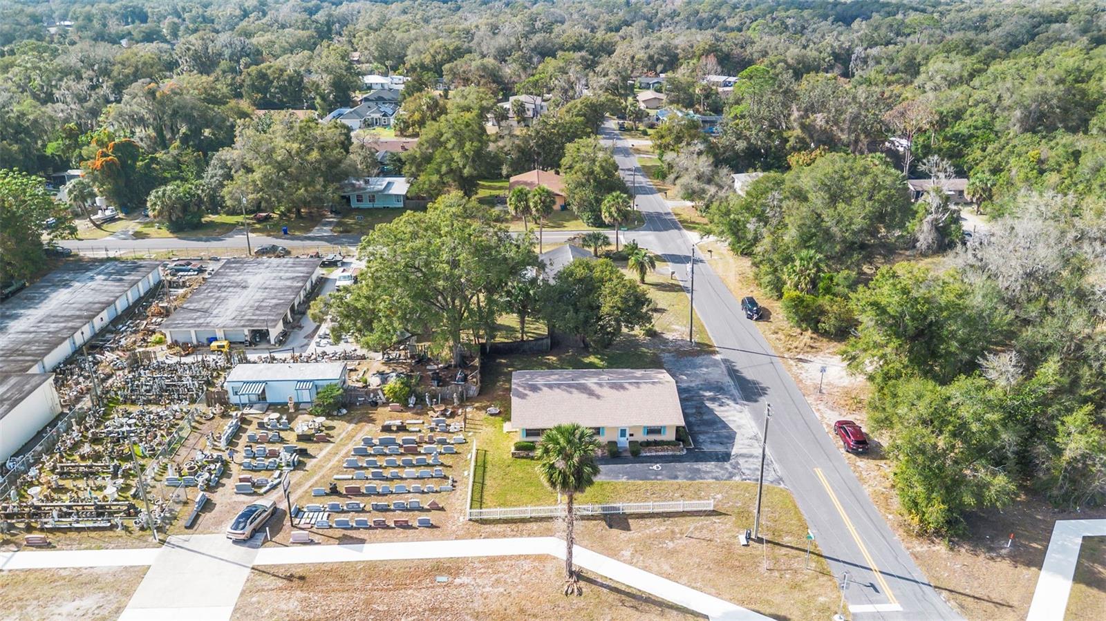 DENNISTONS ORANGE CITY DELAND FARMS - Commercial Sale