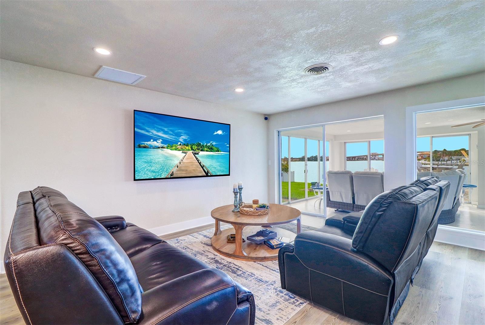 BELLE VISTA POINT 2ND ADD - Residential