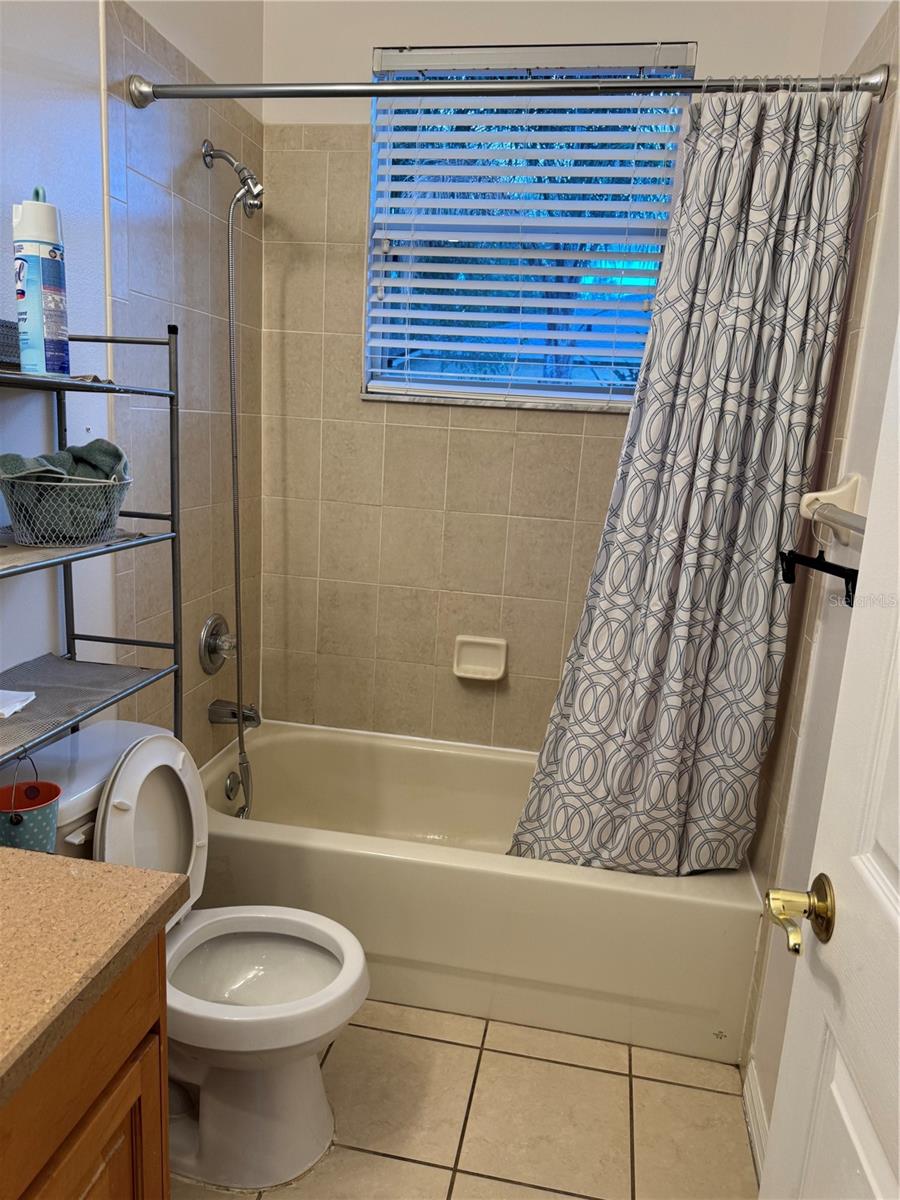 ARBOR GREENE PH 2 UNIT 3 - Residential Lease