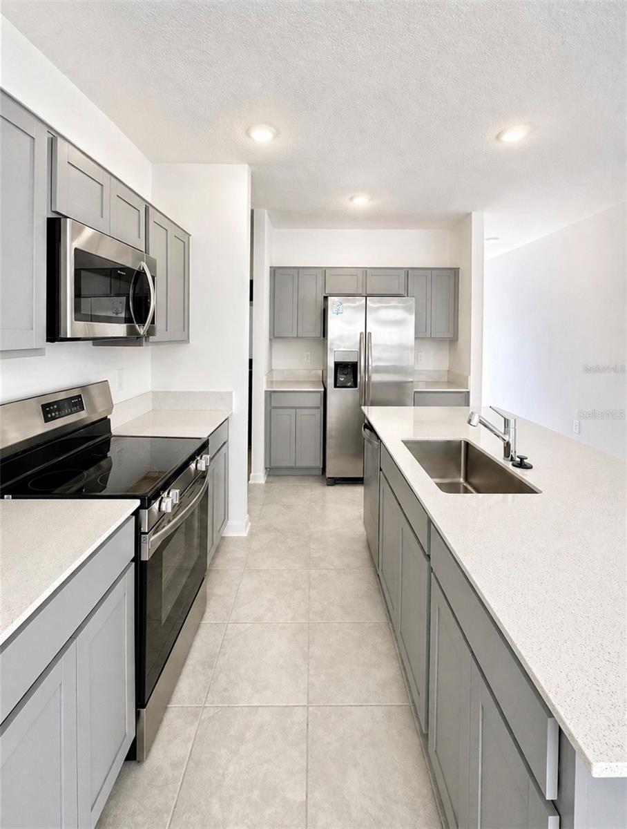 PEACE CRK RESERVE - Residential Lease