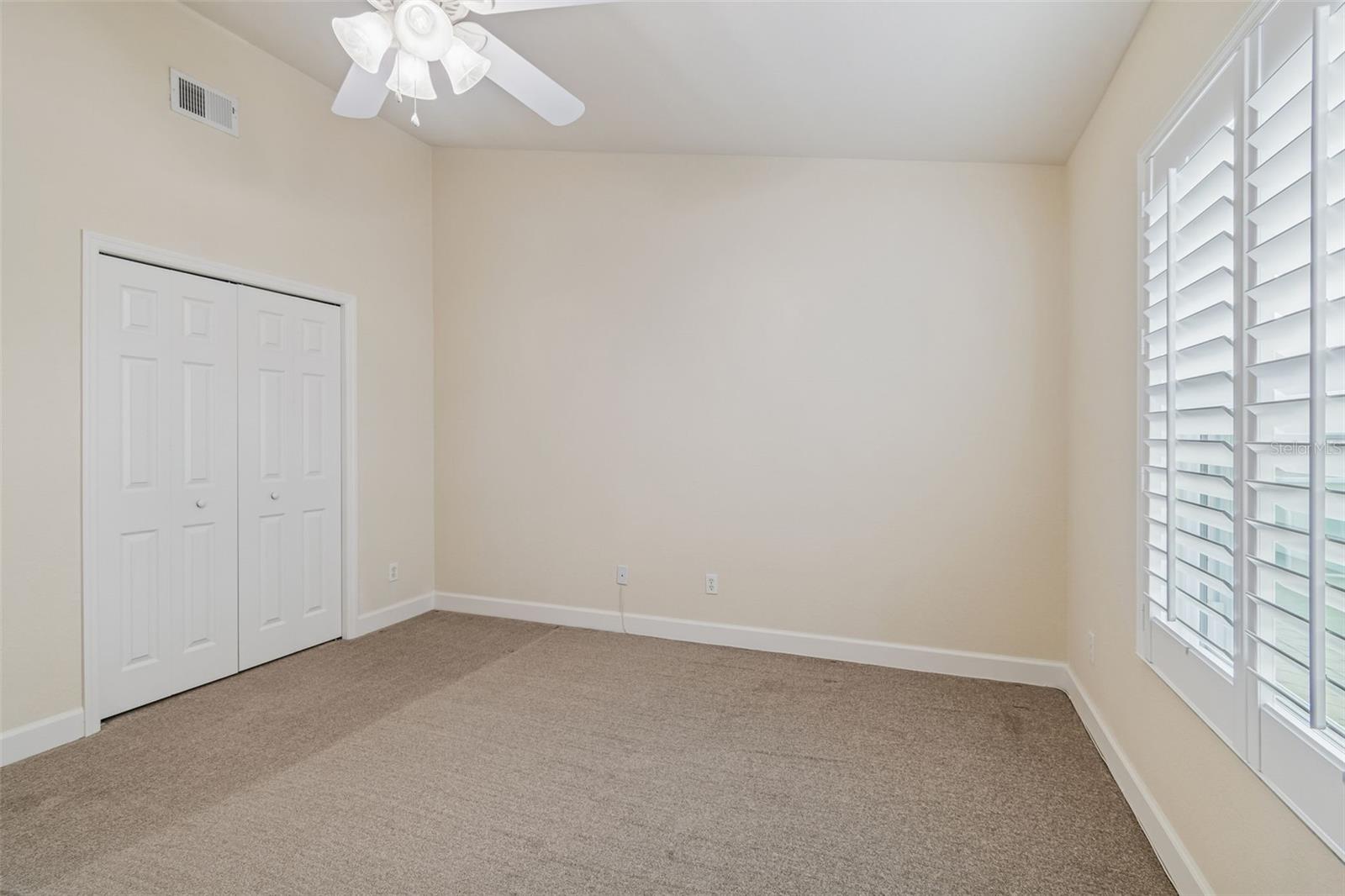 HERITAGE OAKS TWNHMS - Residential