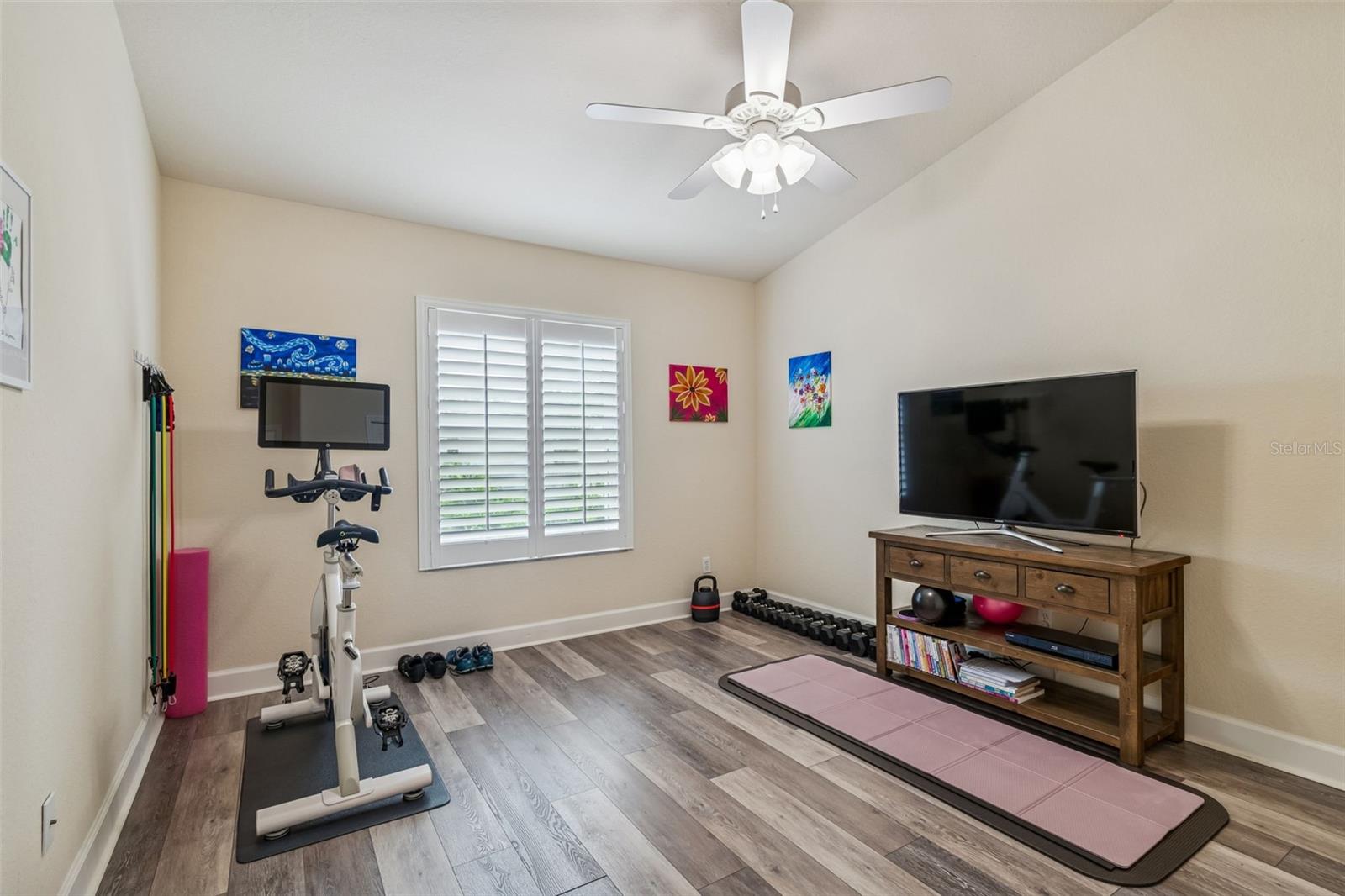 HERITAGE OAKS TWNHMS - Residential