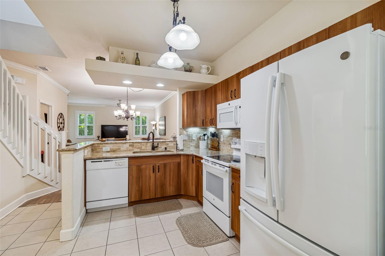 HERITAGE OAKS TWNHMS - Residential