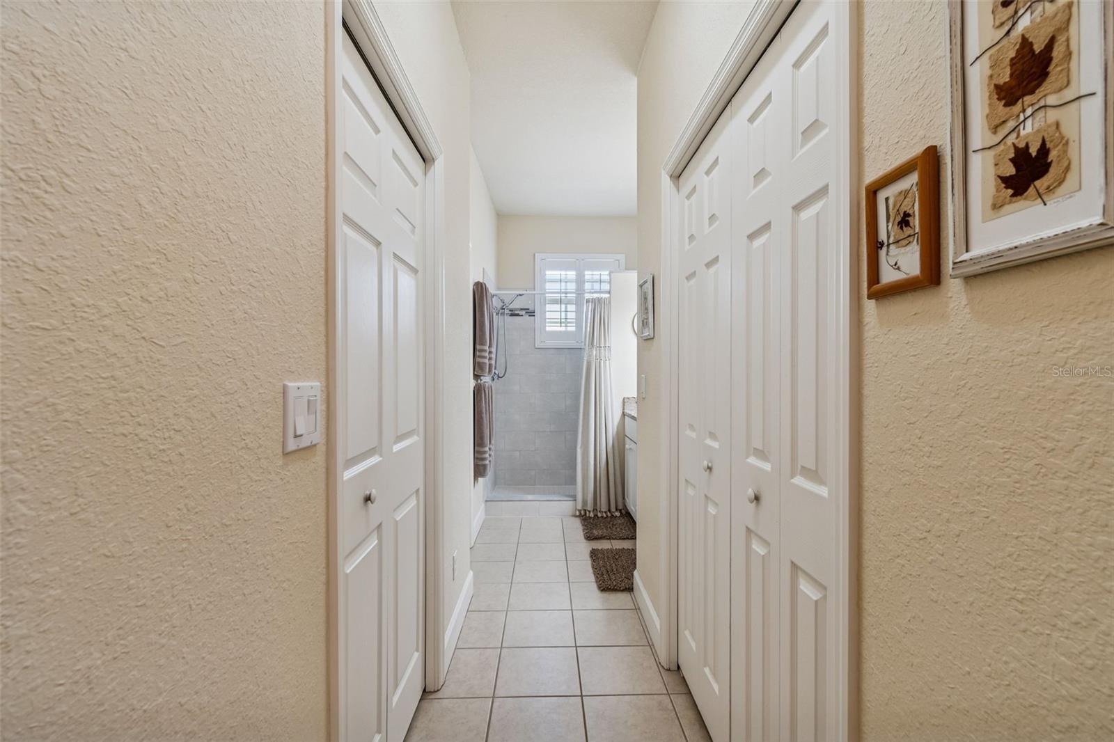 HERITAGE OAKS TWNHMS - Residential