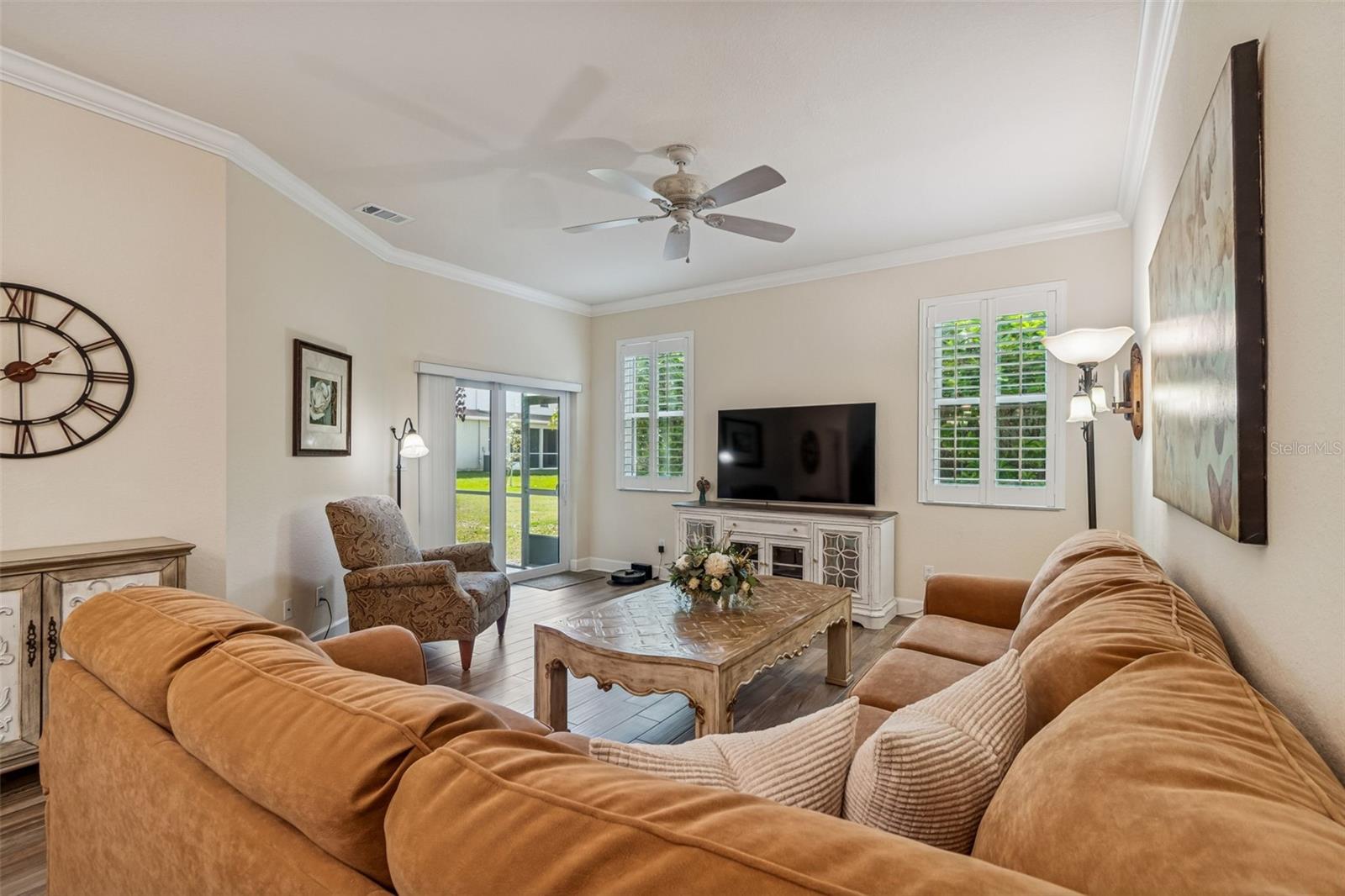 HERITAGE OAKS TWNHMS - Residential