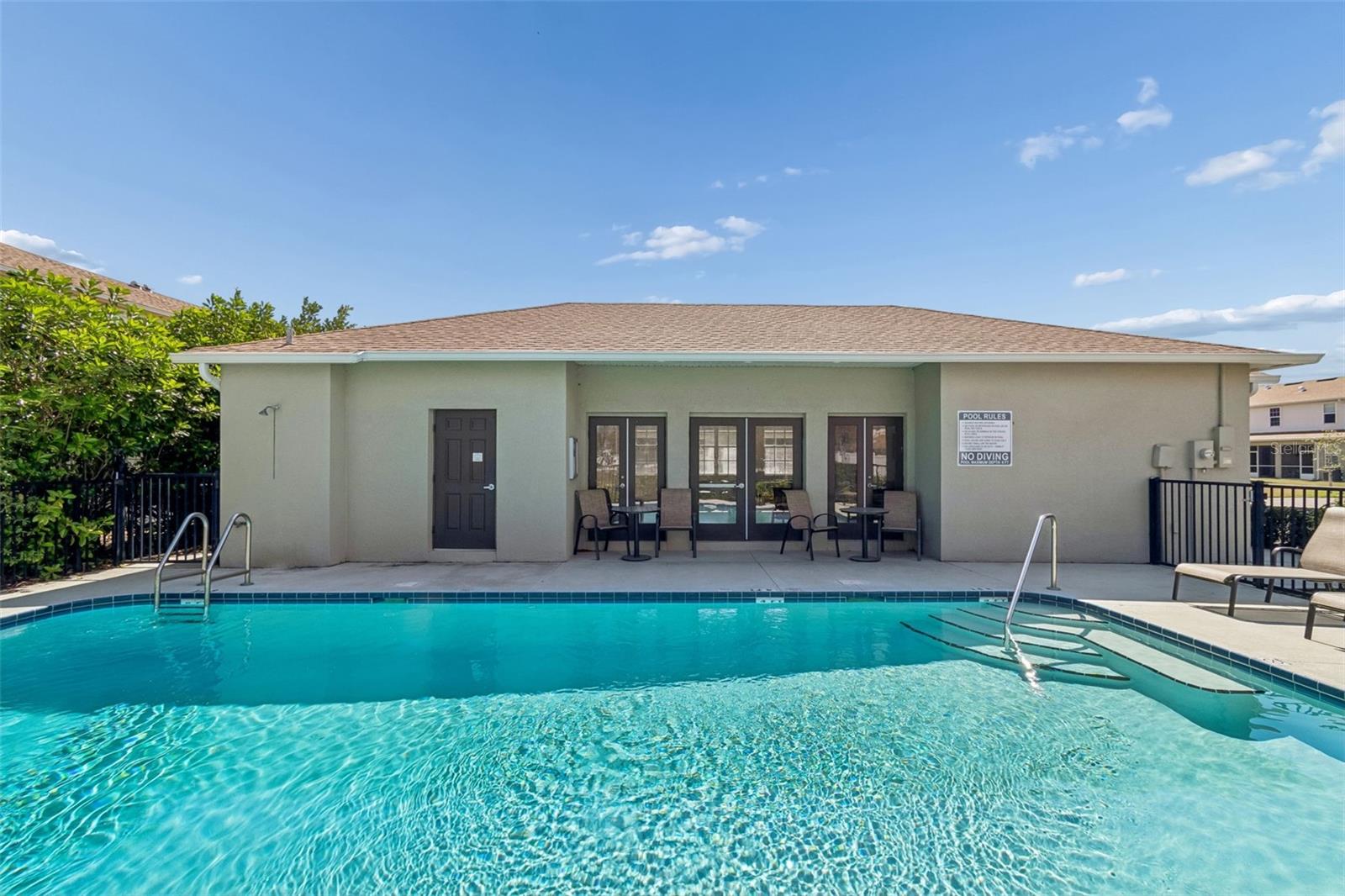 HERITAGE OAKS TWNHMS - Residential