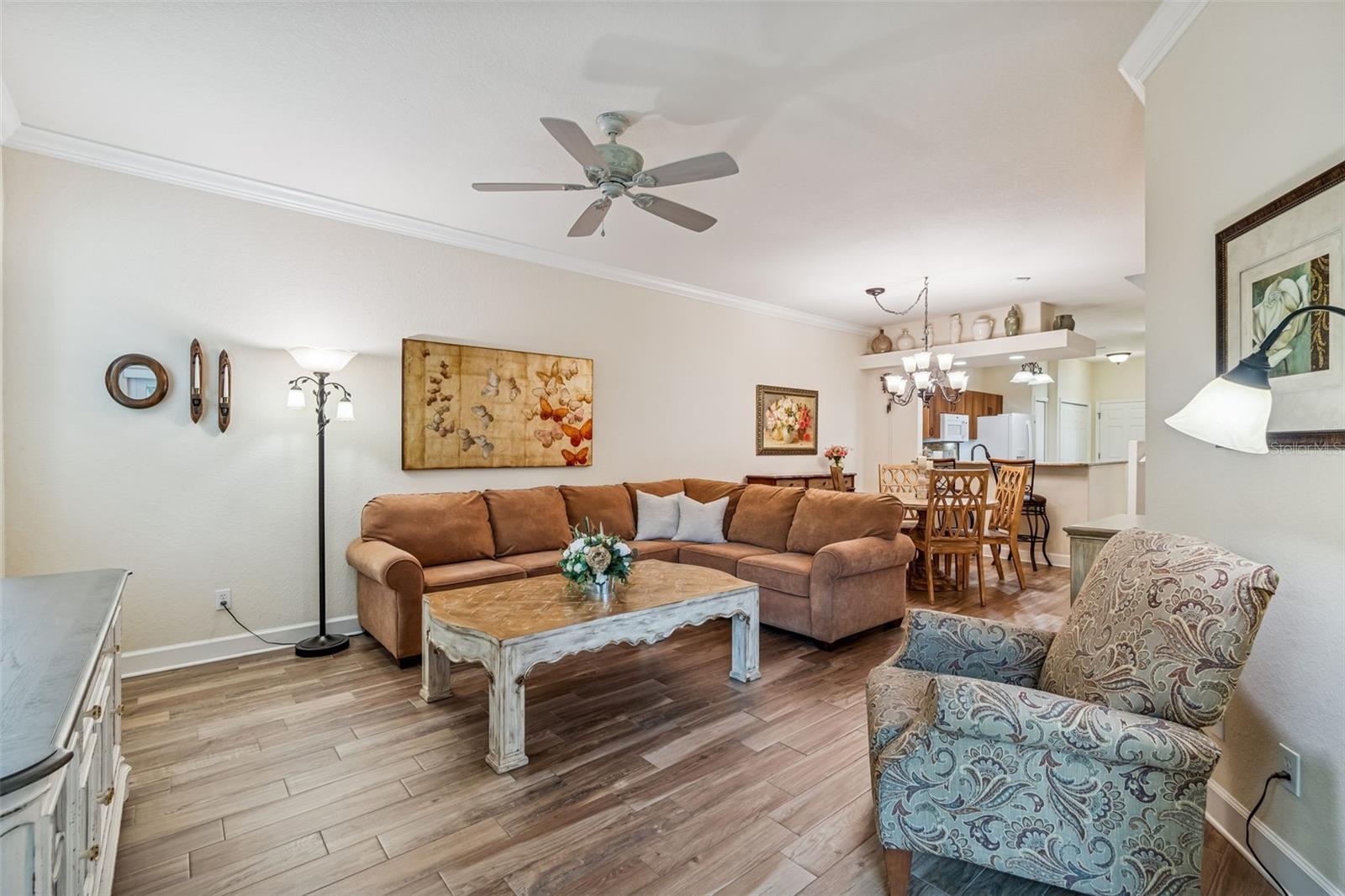 HERITAGE OAKS TWNHMS - Residential