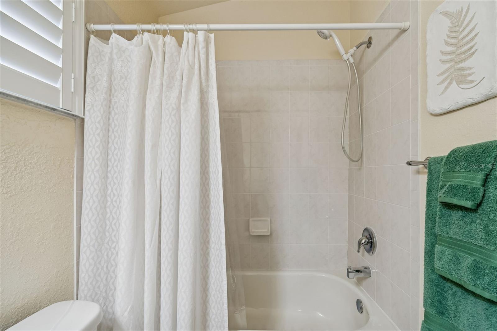 HERITAGE OAKS TWNHMS - Residential