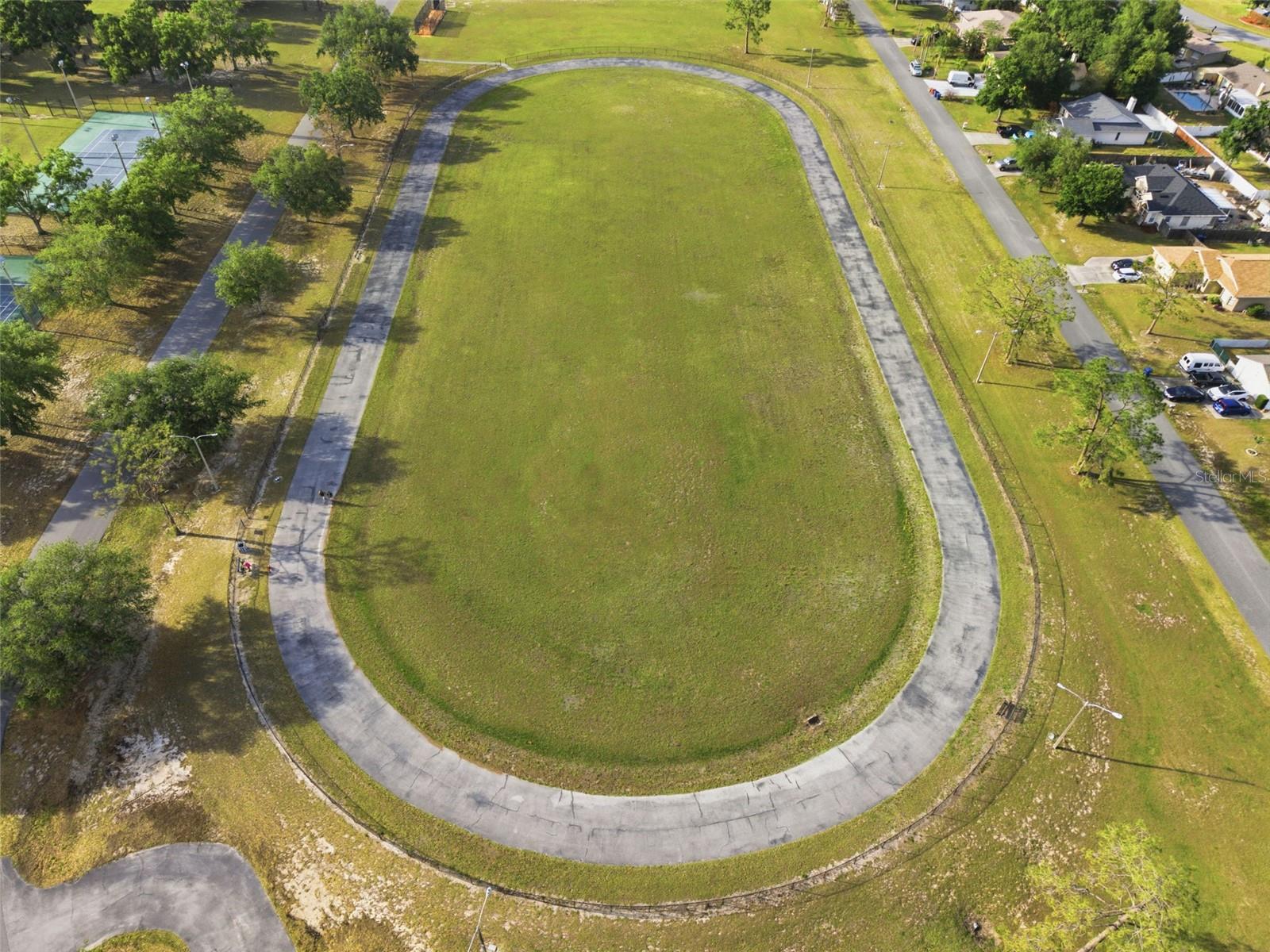 LAKE PADGETT ESTATES EAST UNREC - Residential