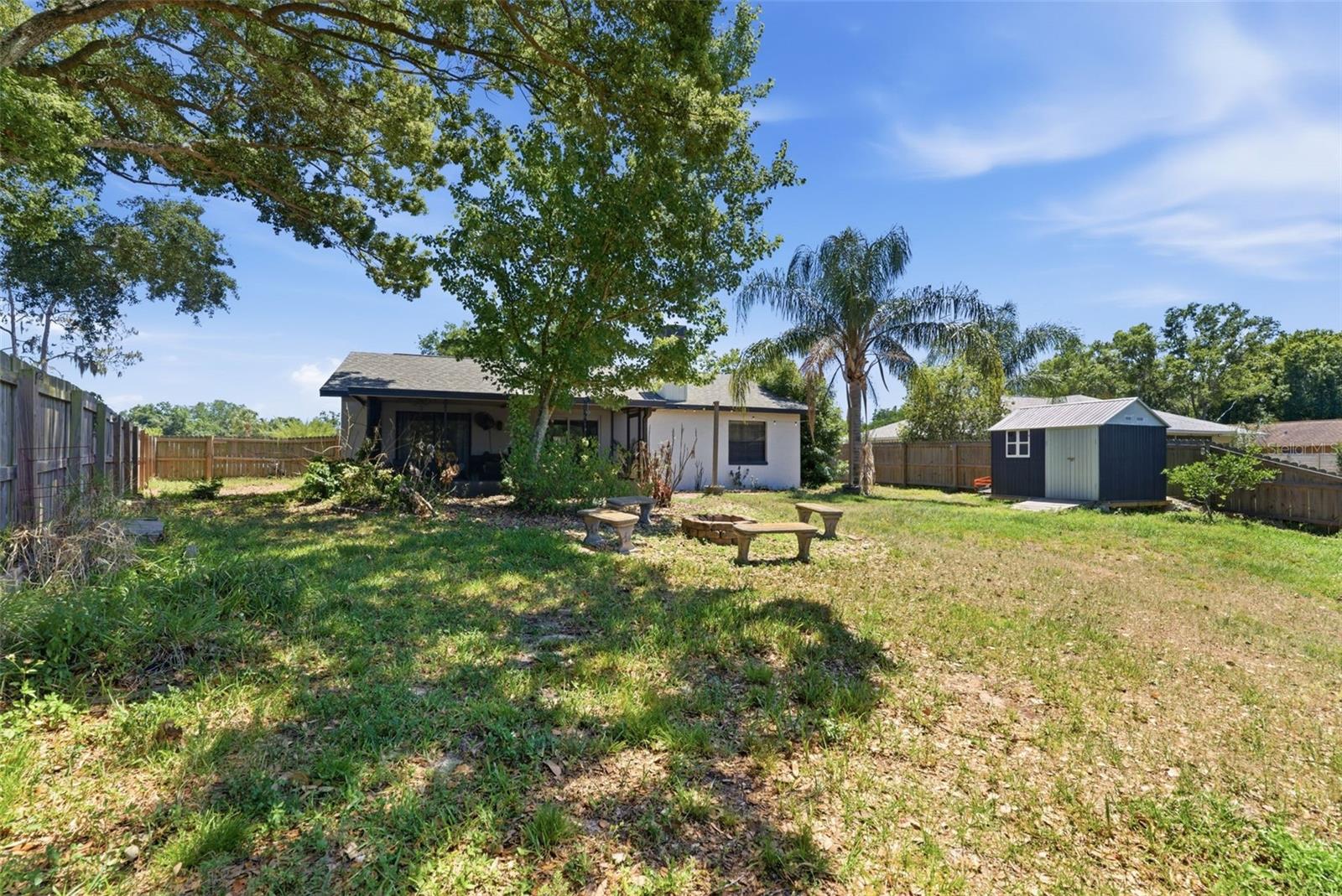 LAKE PADGETT ESTATES EAST UNREC - Residential