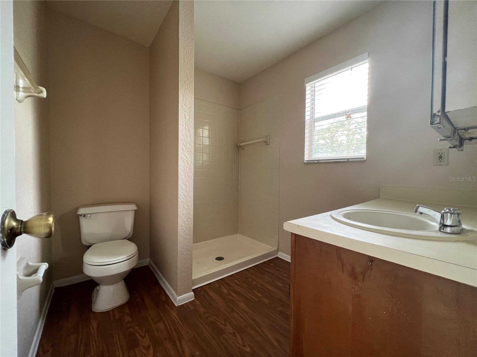 IMAGES - Residential Lease