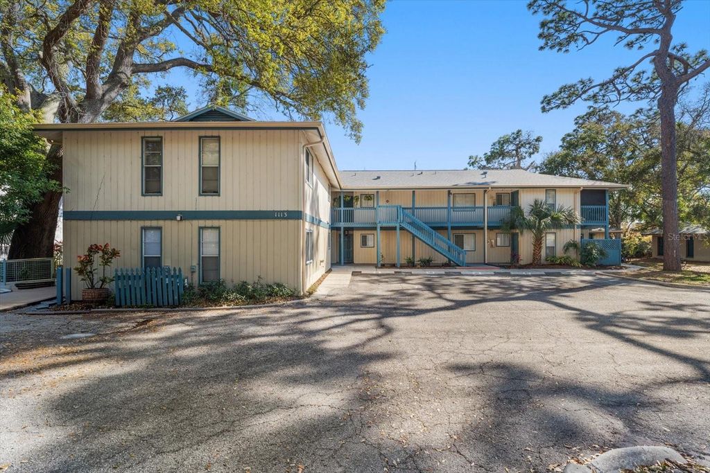 Photo of 1113 Ohio Avenue, Dunedin, FL 34698 (MLS # TB8484471)