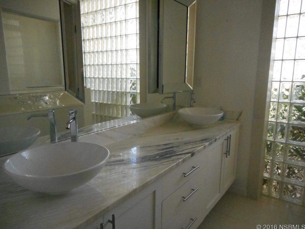 Coronado Shores Unit 02 - Residential Lease