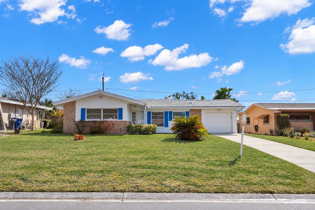 Photo of 2019 High Ridge Drive, Clearwater, FL 33763 (MLS # TB8549290)