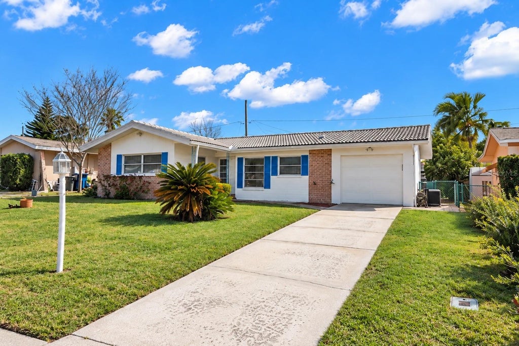 Photo of 2019 High Ridge Drive, Clearwater, FL 33763 (MLS # TB8549290)