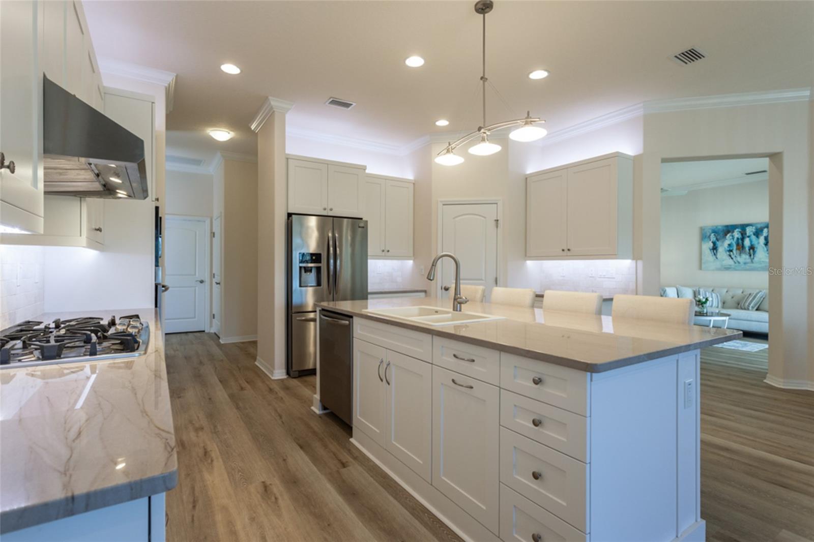 RIVER OAKS SUB - Residential