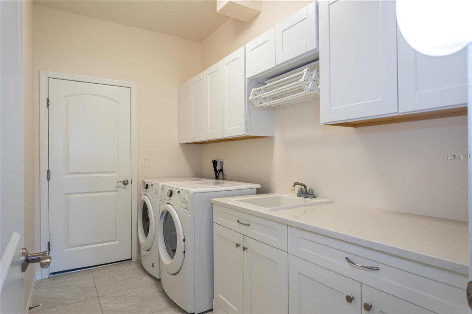 RIVER OAKS SUB - Residential