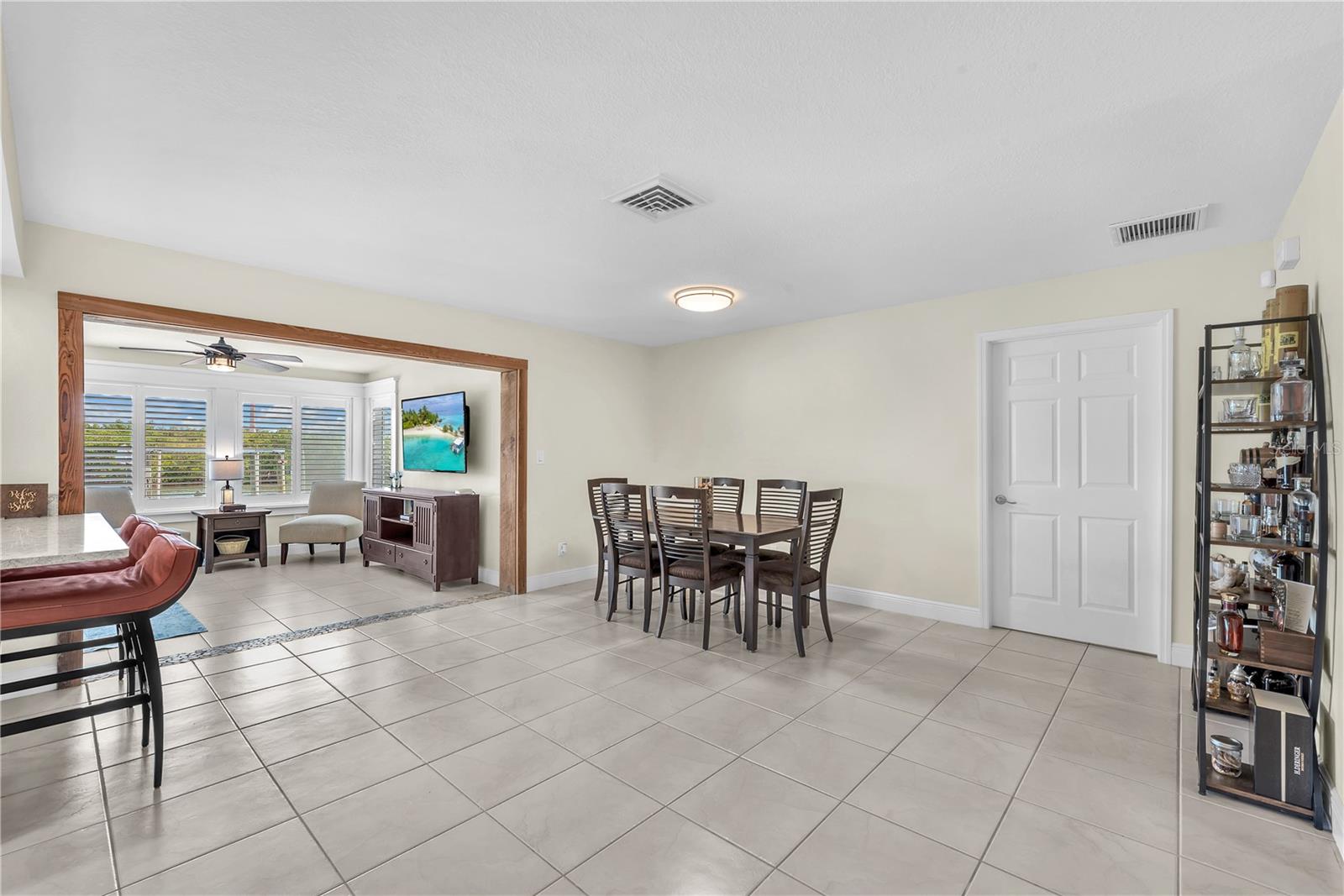 APOLLO BEACH UNIT 08 - Residential