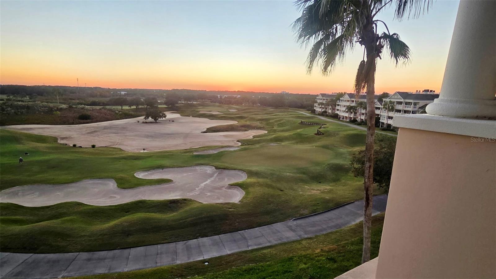 CENTRE COURT RDG CONDO PH 1 - Residential