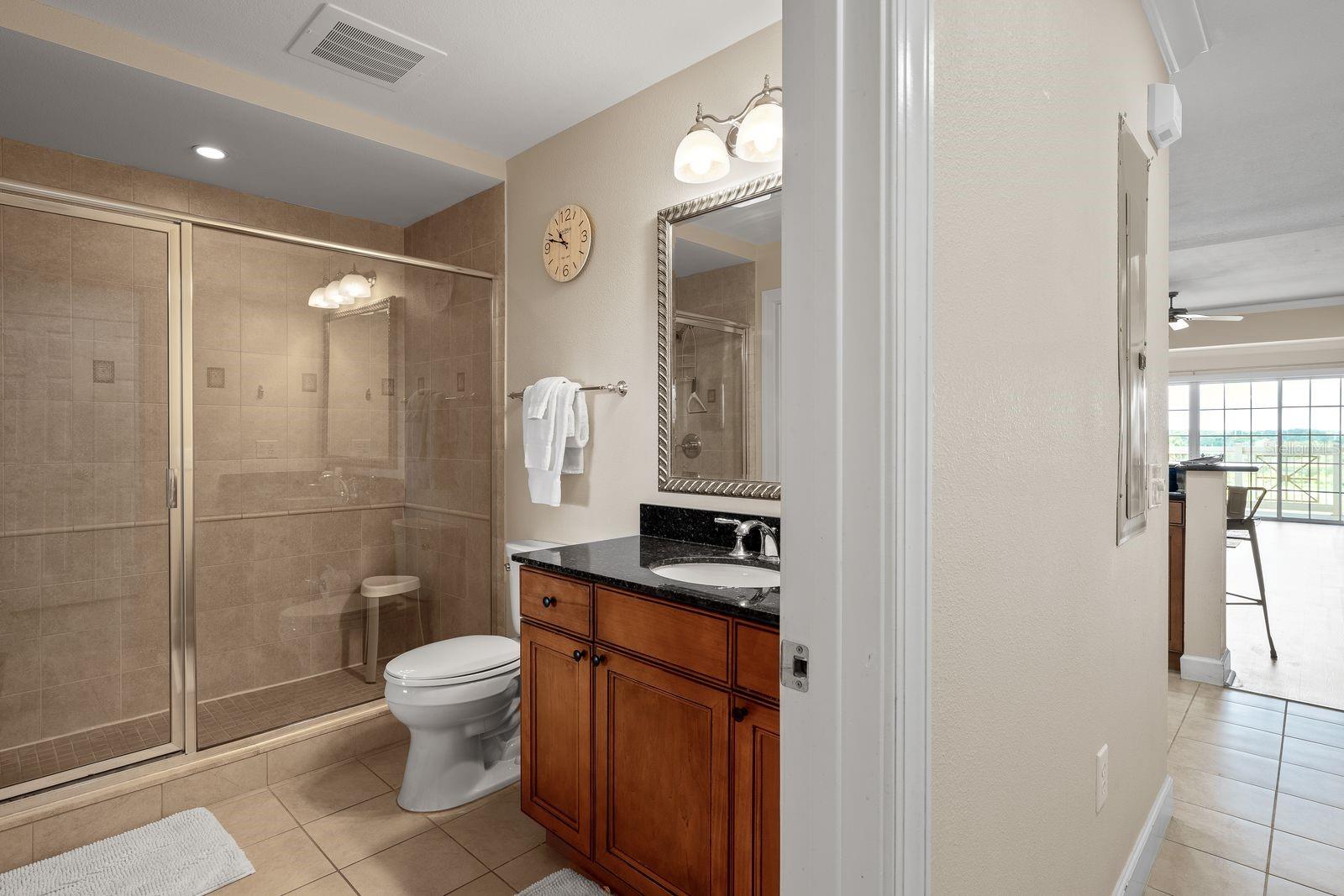 CENTRE COURT RDG CONDO PH 1 - Residential