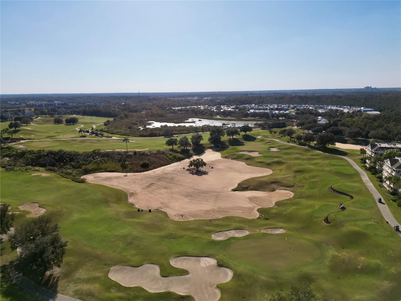 CENTRE COURT RDG CONDO PH 1 - Residential