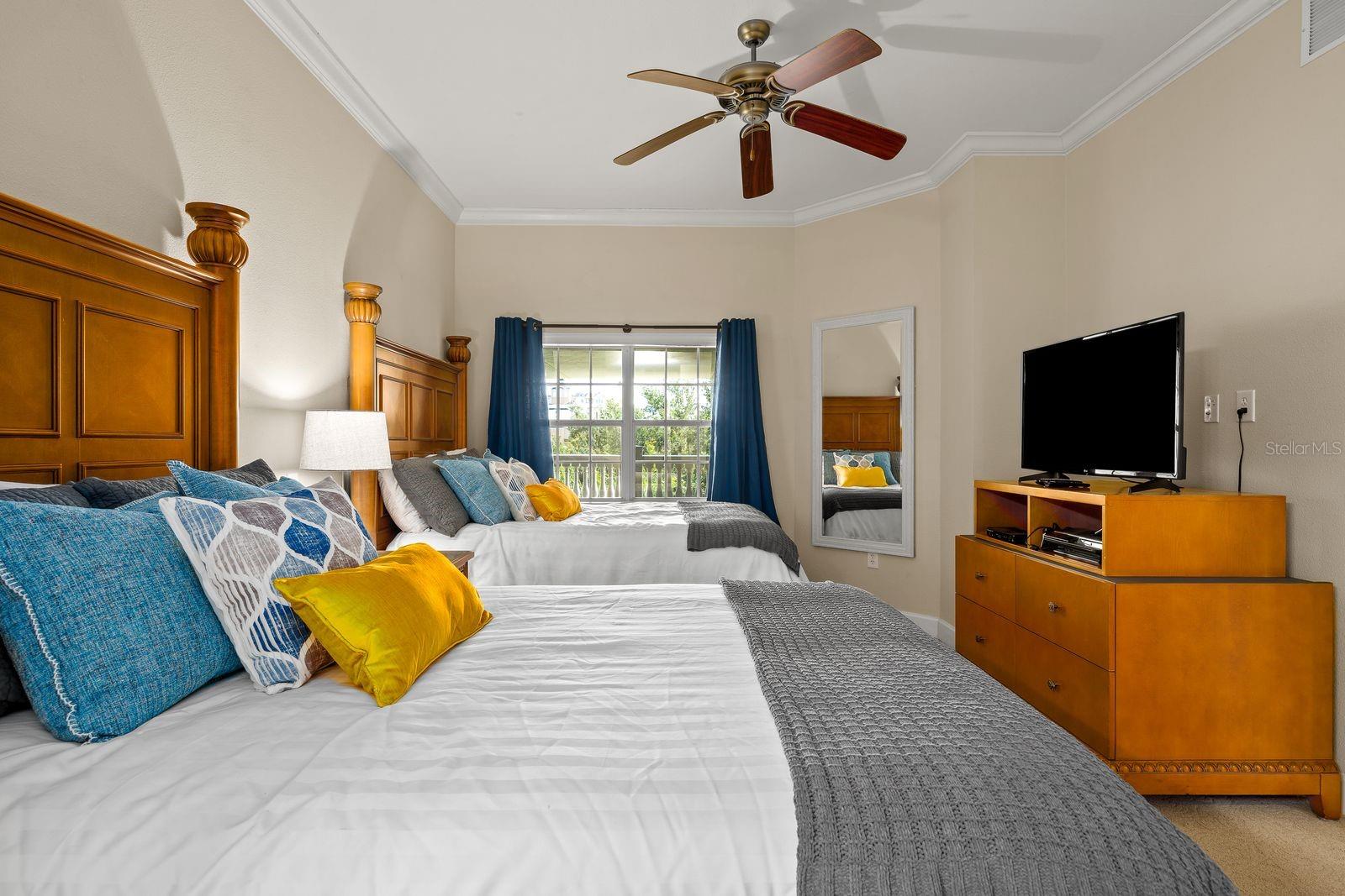 CENTRE COURT RDG CONDO PH 1 - Residential