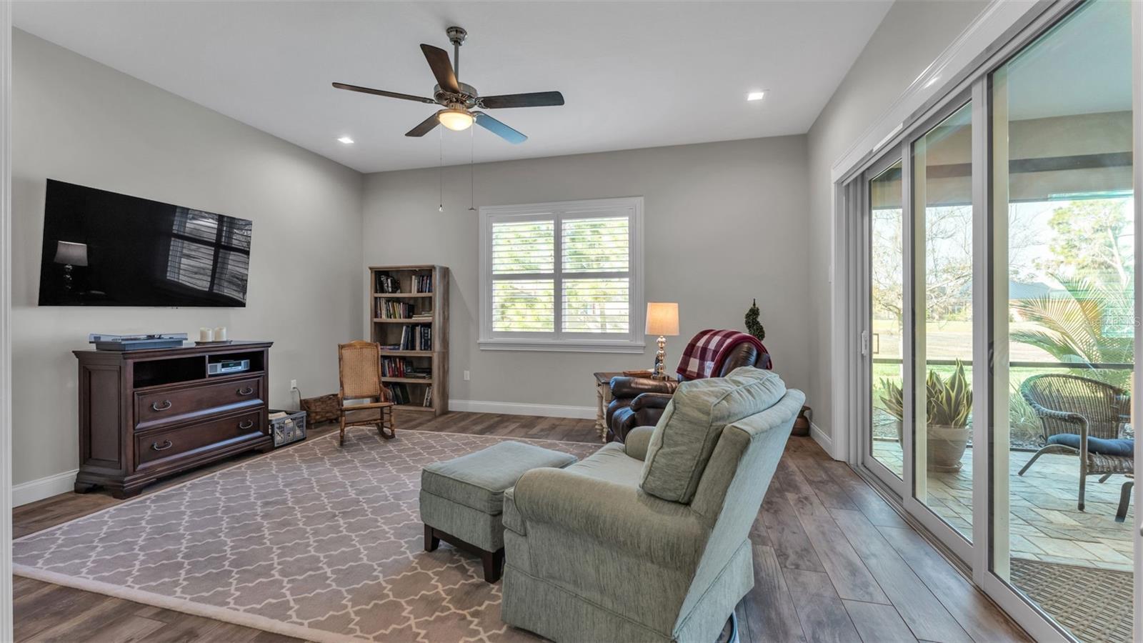 HALLAM PRESERVE EAST - Residential