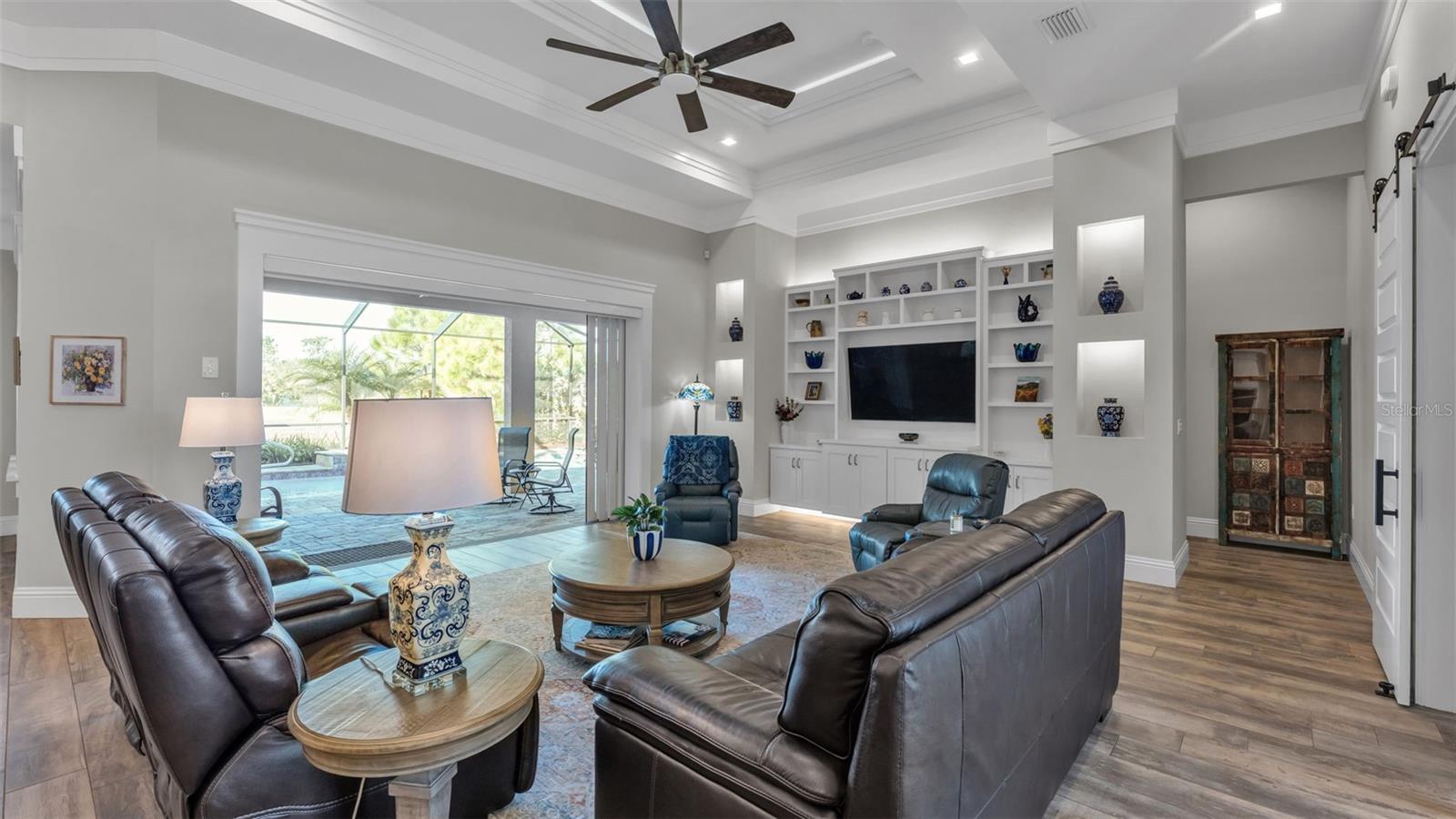 HALLAM PRESERVE EAST - Residential