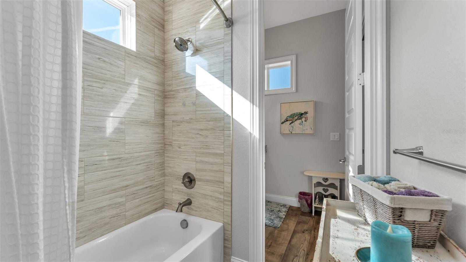 HALLAM PRESERVE EAST - Residential