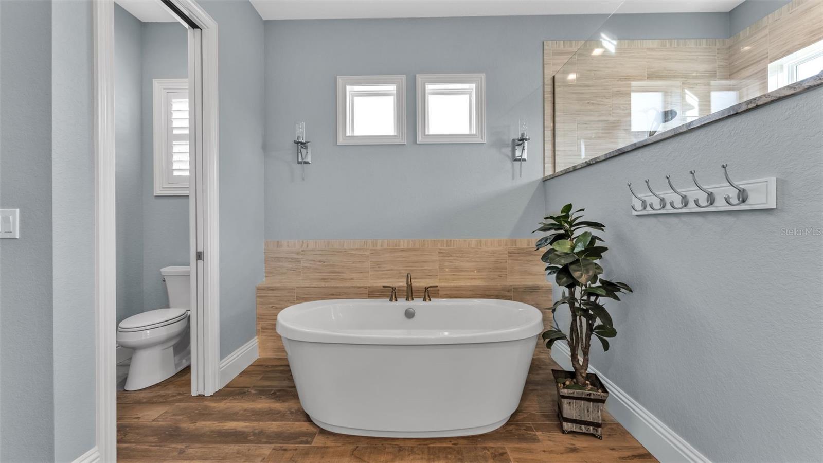 HALLAM PRESERVE EAST - Residential