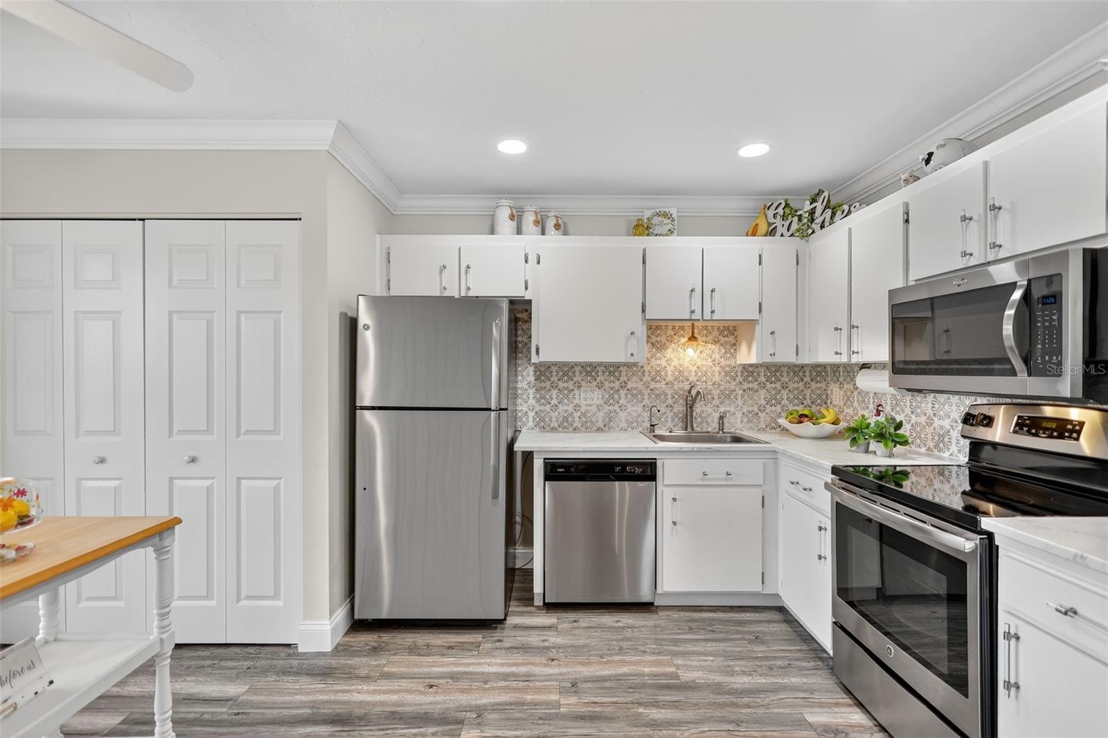 CORTEZ VILLAS CONDO 7 PH A - Residential