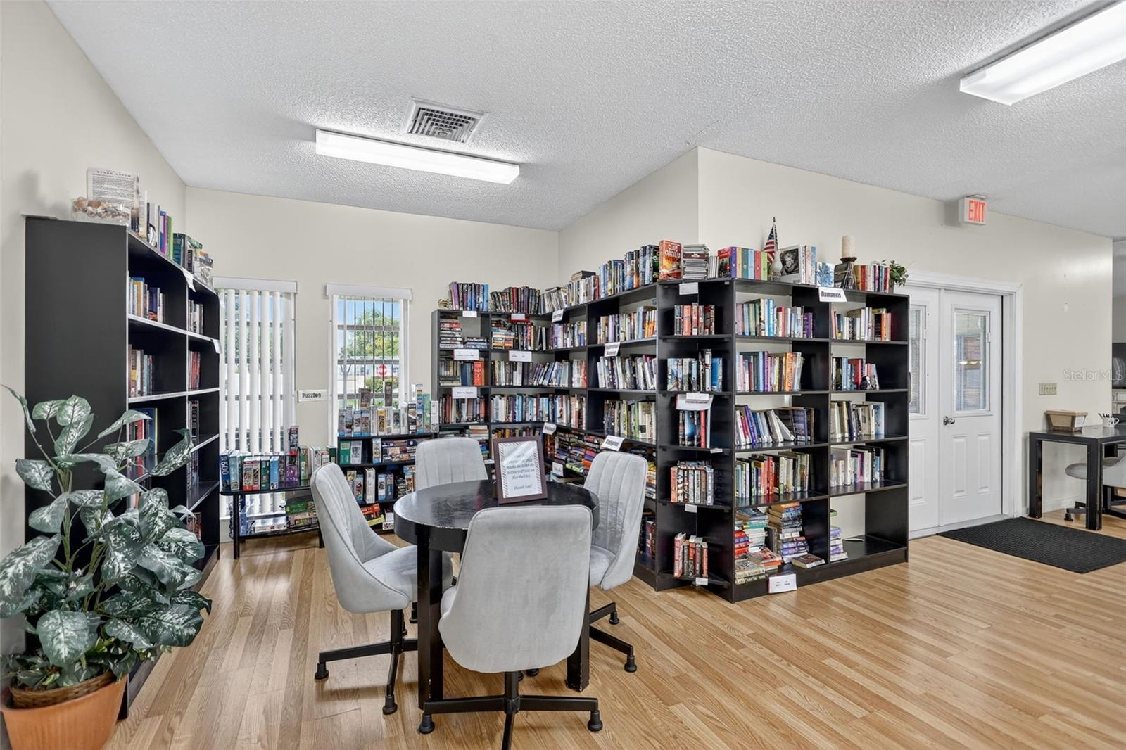 CORTEZ VILLAS CONDO 7 PH A - Residential