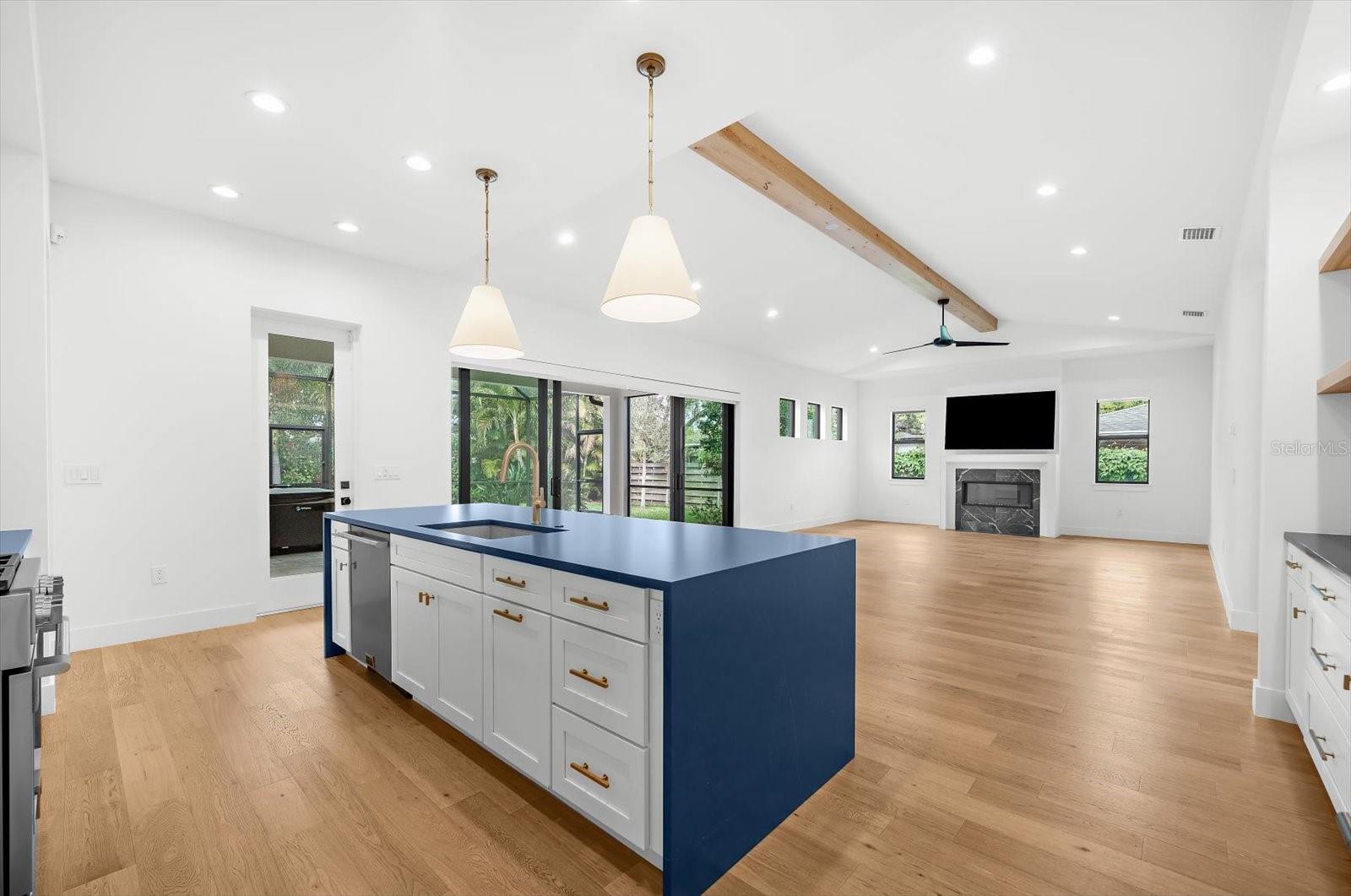 GROVE LAWN REP - Residential