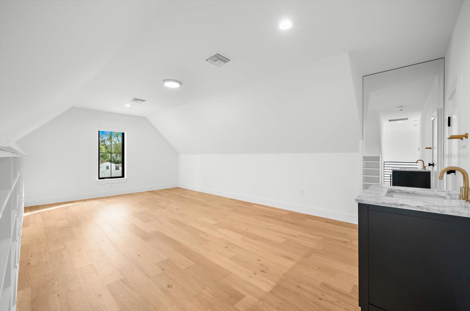 GROVE LAWN REP - Residential