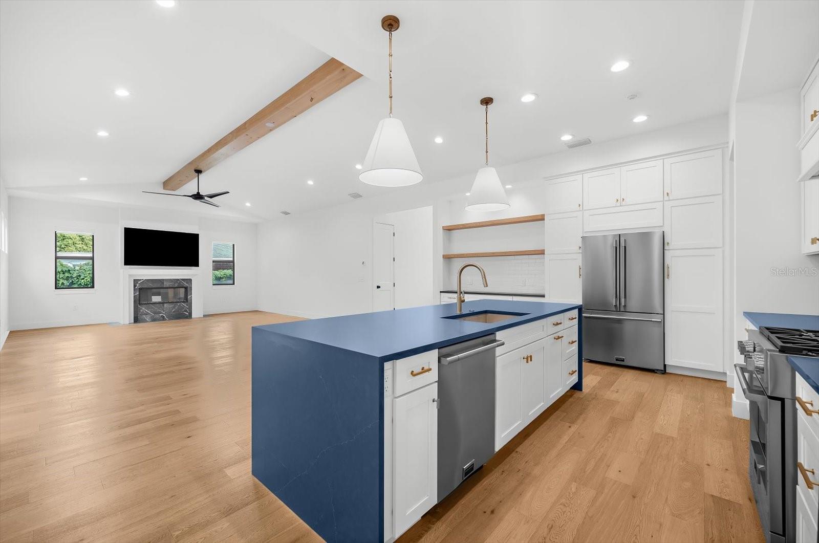 GROVE LAWN REP - Residential