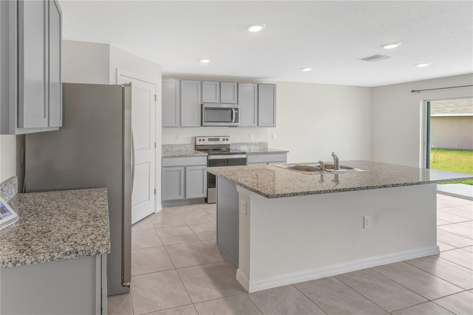 BERRY BAY SUB - Residential