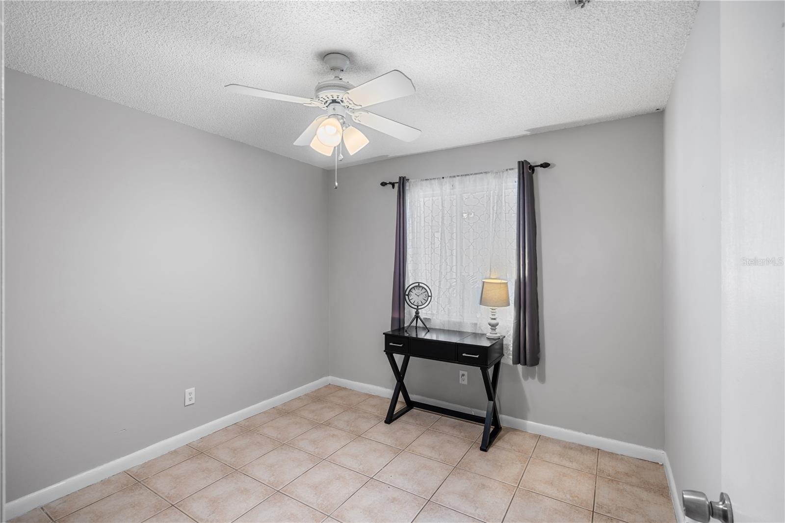 TAVARES RIDGE CONDO - Residential