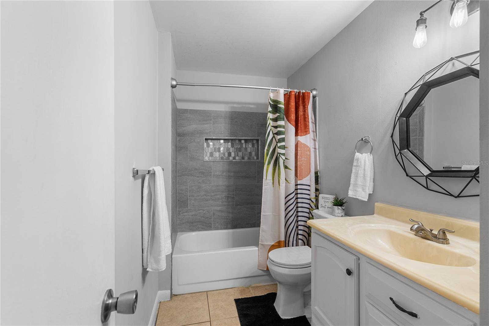 TAVARES RIDGE CONDO - Residential