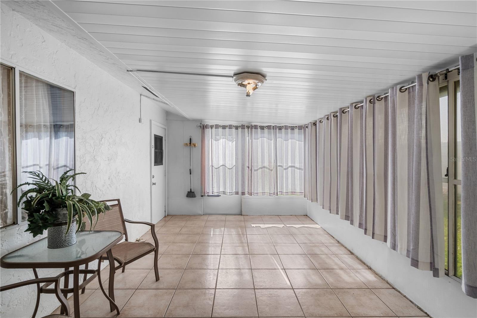 TAVARES RIDGE CONDO - Residential