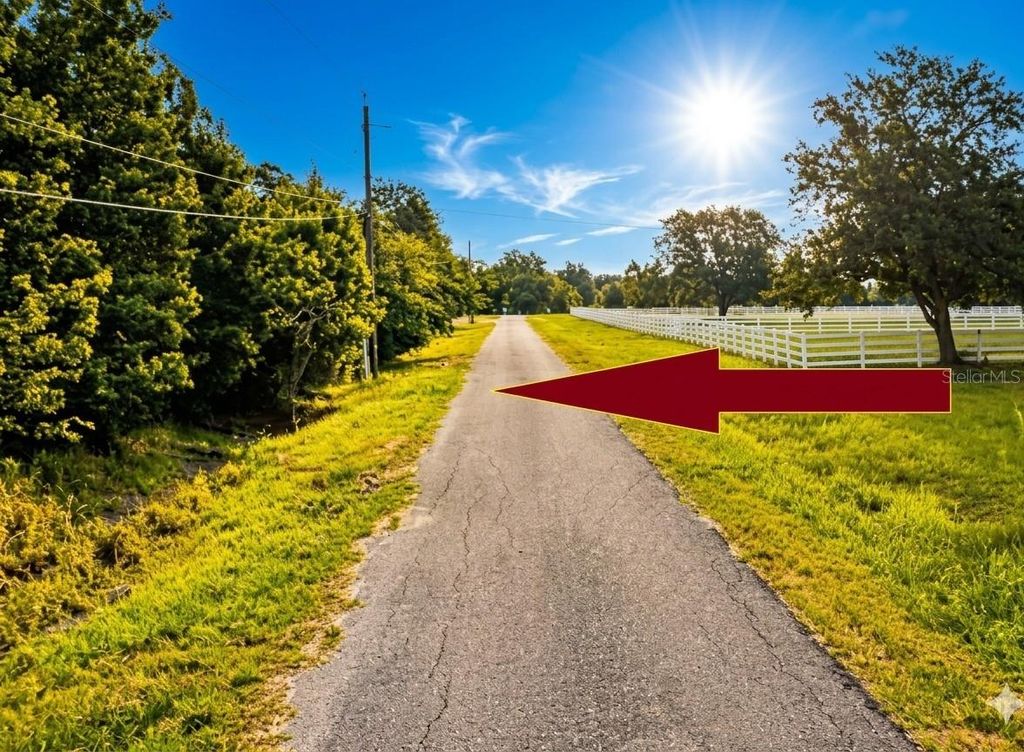 Photo of 5410 Bob Smith Avenue, Plant City, FL 33565 (MLS # TB8528507)