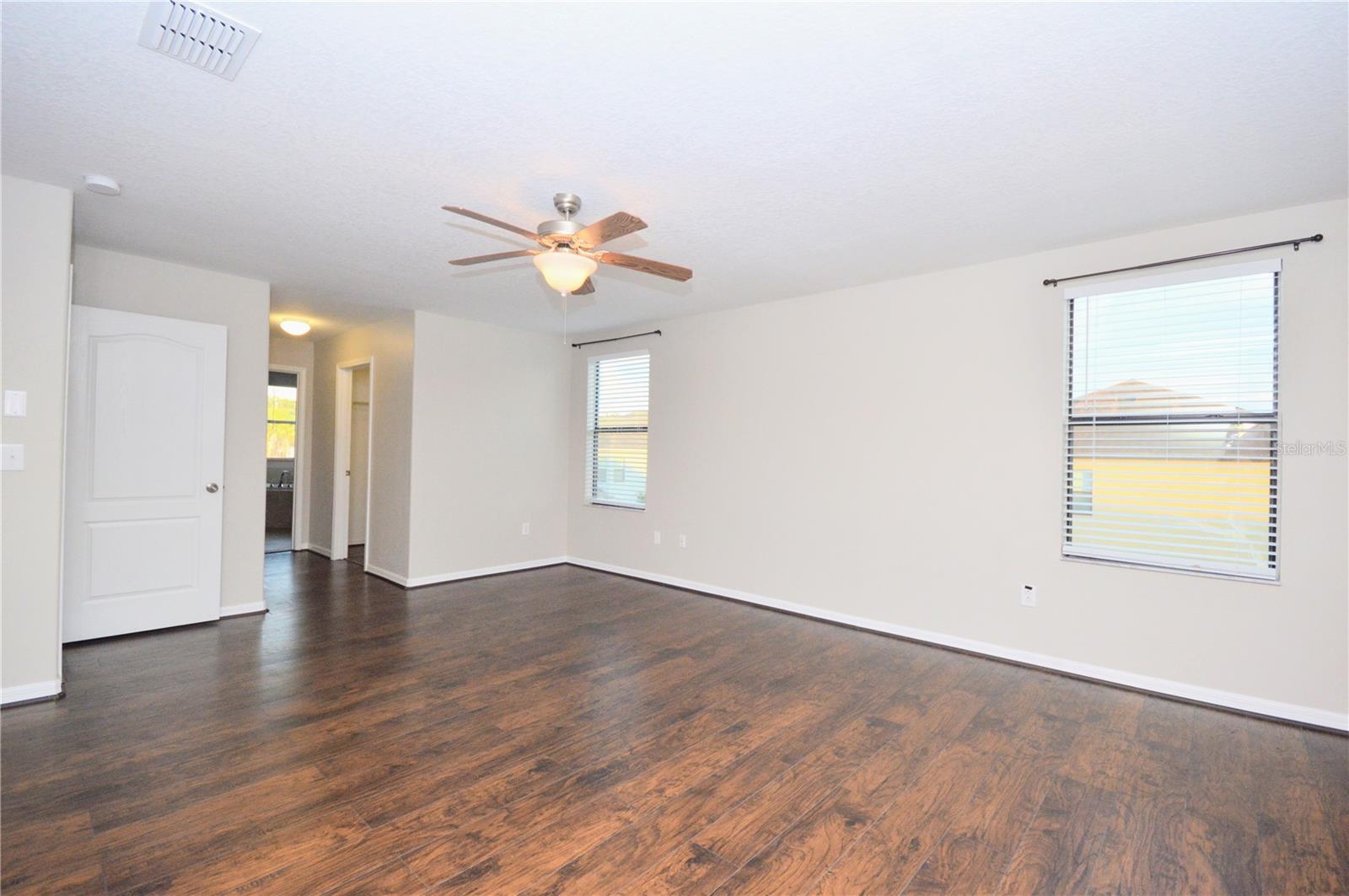 OAKS AT SHADY CREEK PH 1 - Residential Lease