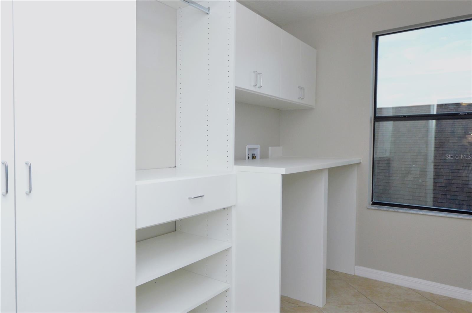 OAKS AT SHADY CREEK PH 1 - Residential Lease