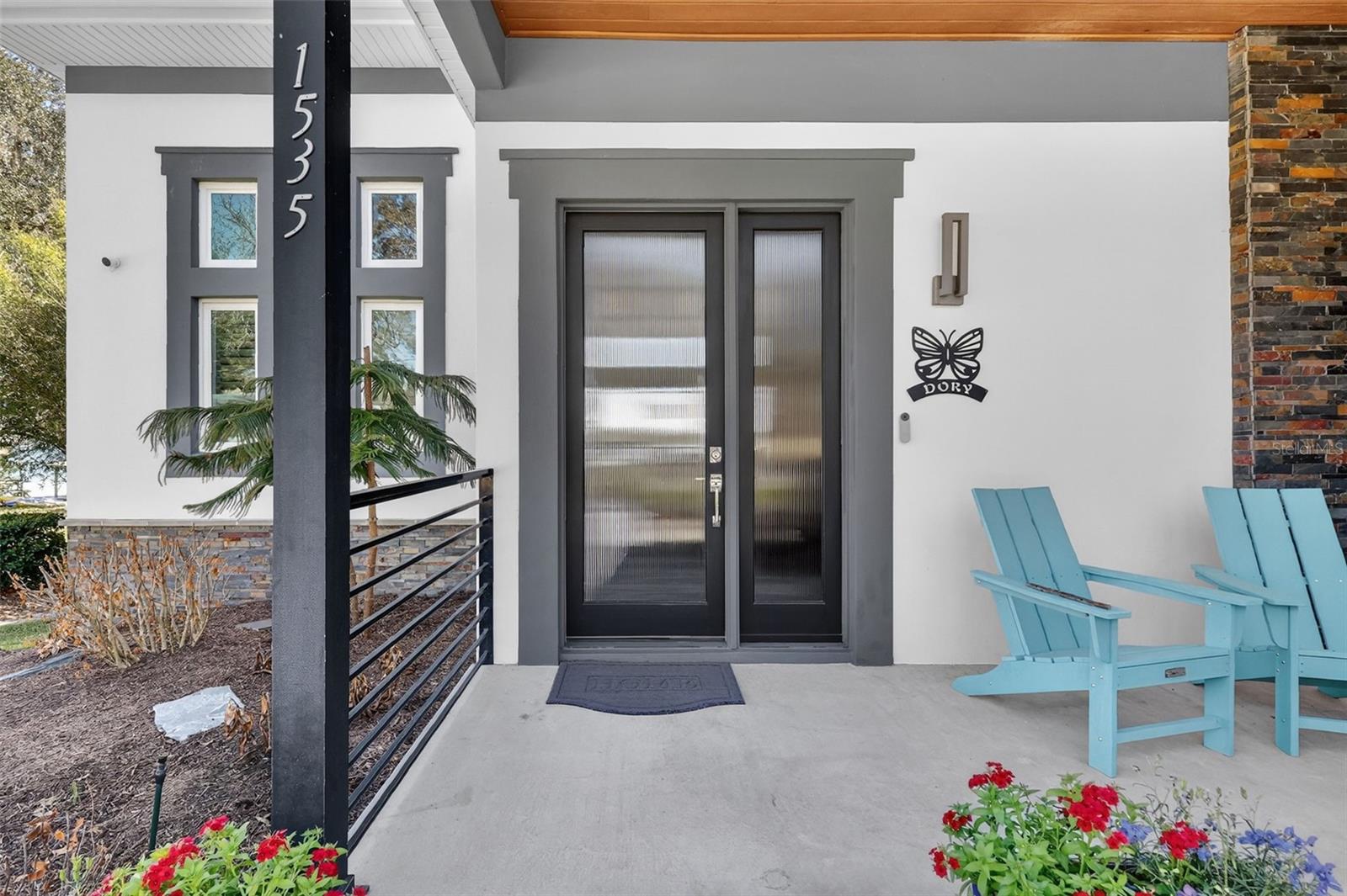 LAKE GERTRUDE MANOR - Residential