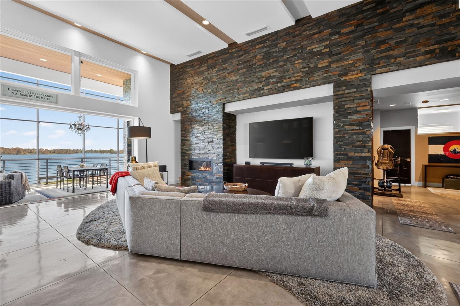 LAKE GERTRUDE MANOR - Residential