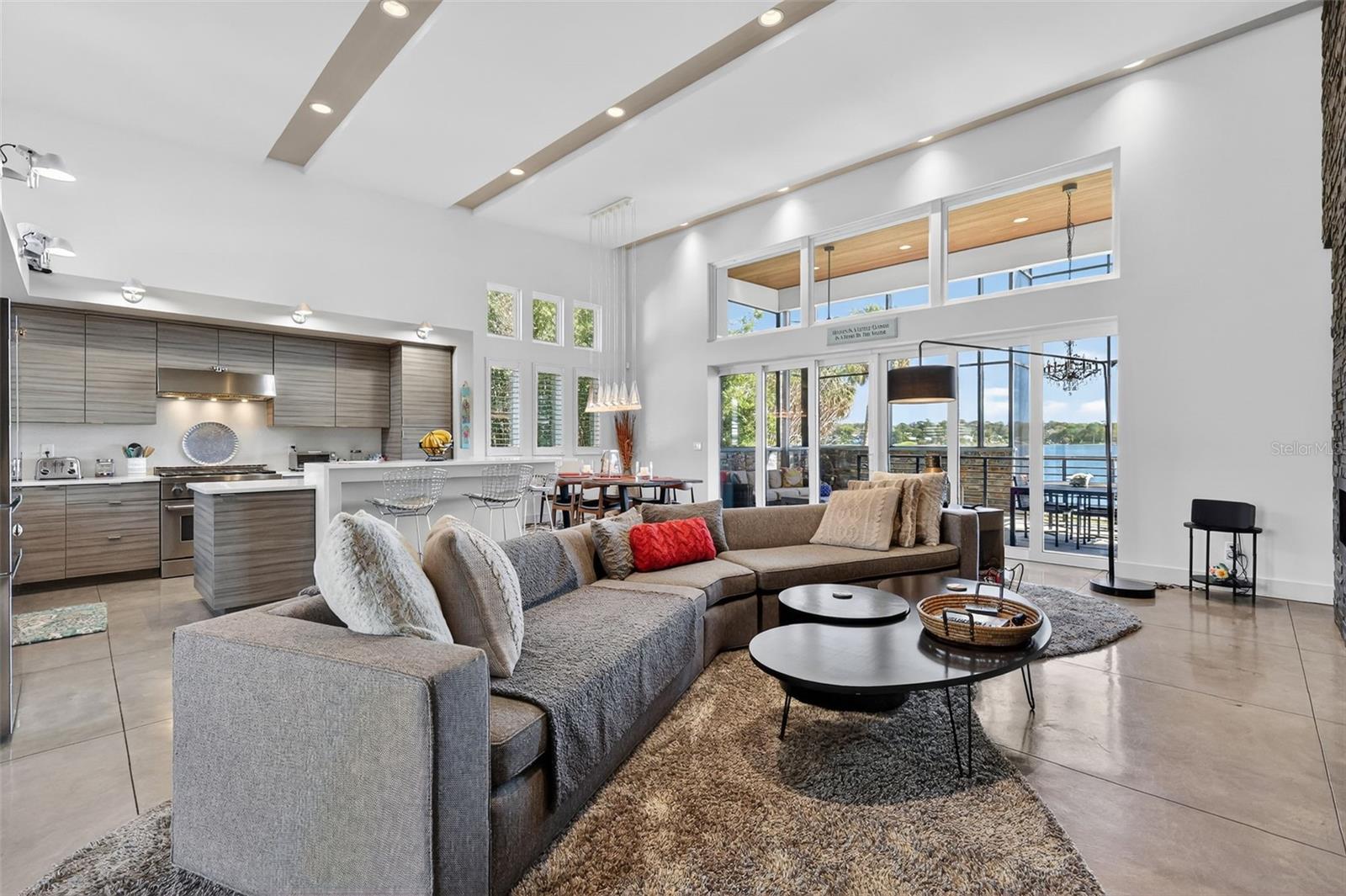 LAKE GERTRUDE MANOR - Residential