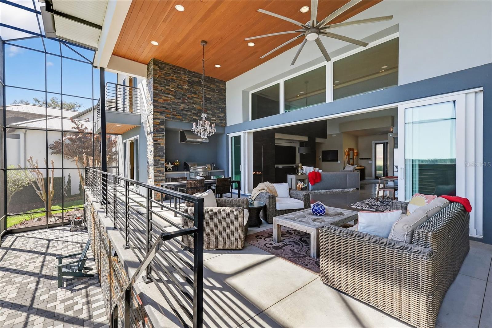 LAKE GERTRUDE MANOR - Residential