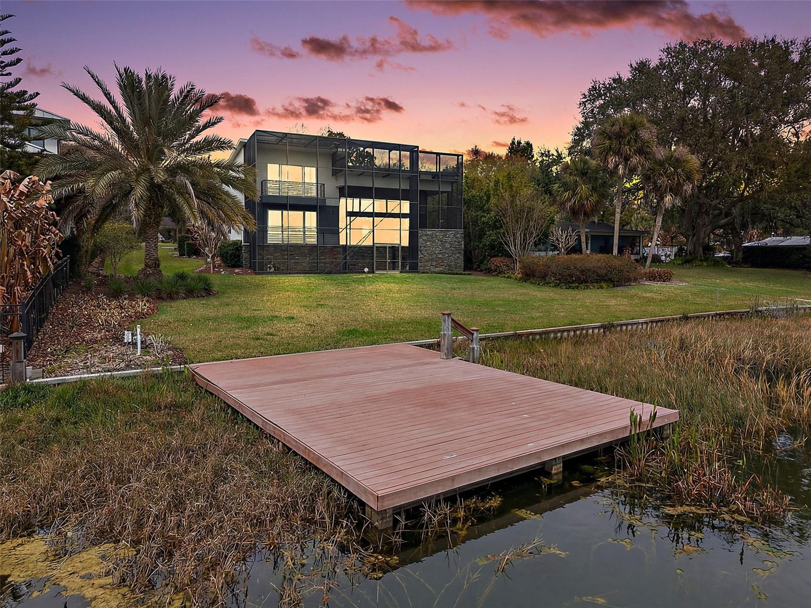 LAKE GERTRUDE MANOR - Residential