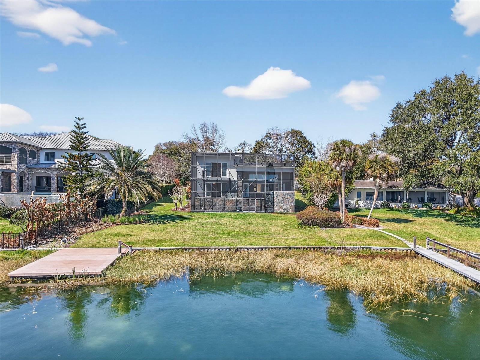 LAKE GERTRUDE MANOR - Residential