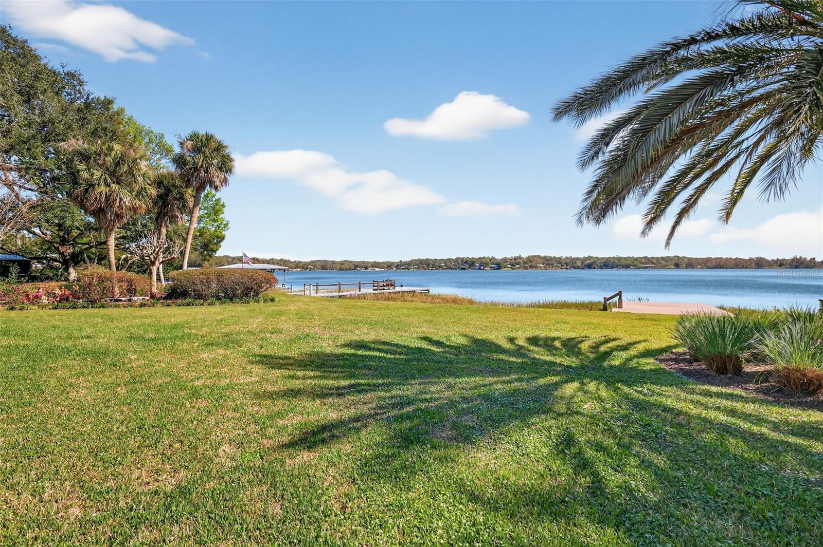 LAKE GERTRUDE MANOR - Residential