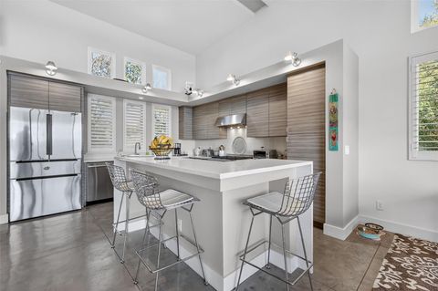 Tiny photo for 1535 Sunset Circle, Mount Dora, FL 32757 (MLS # G5108754)